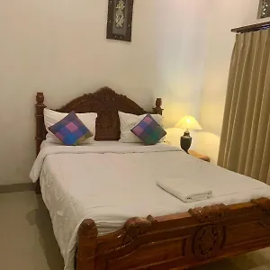 sila-urip-guest-house.ubudhotelsnow.com/